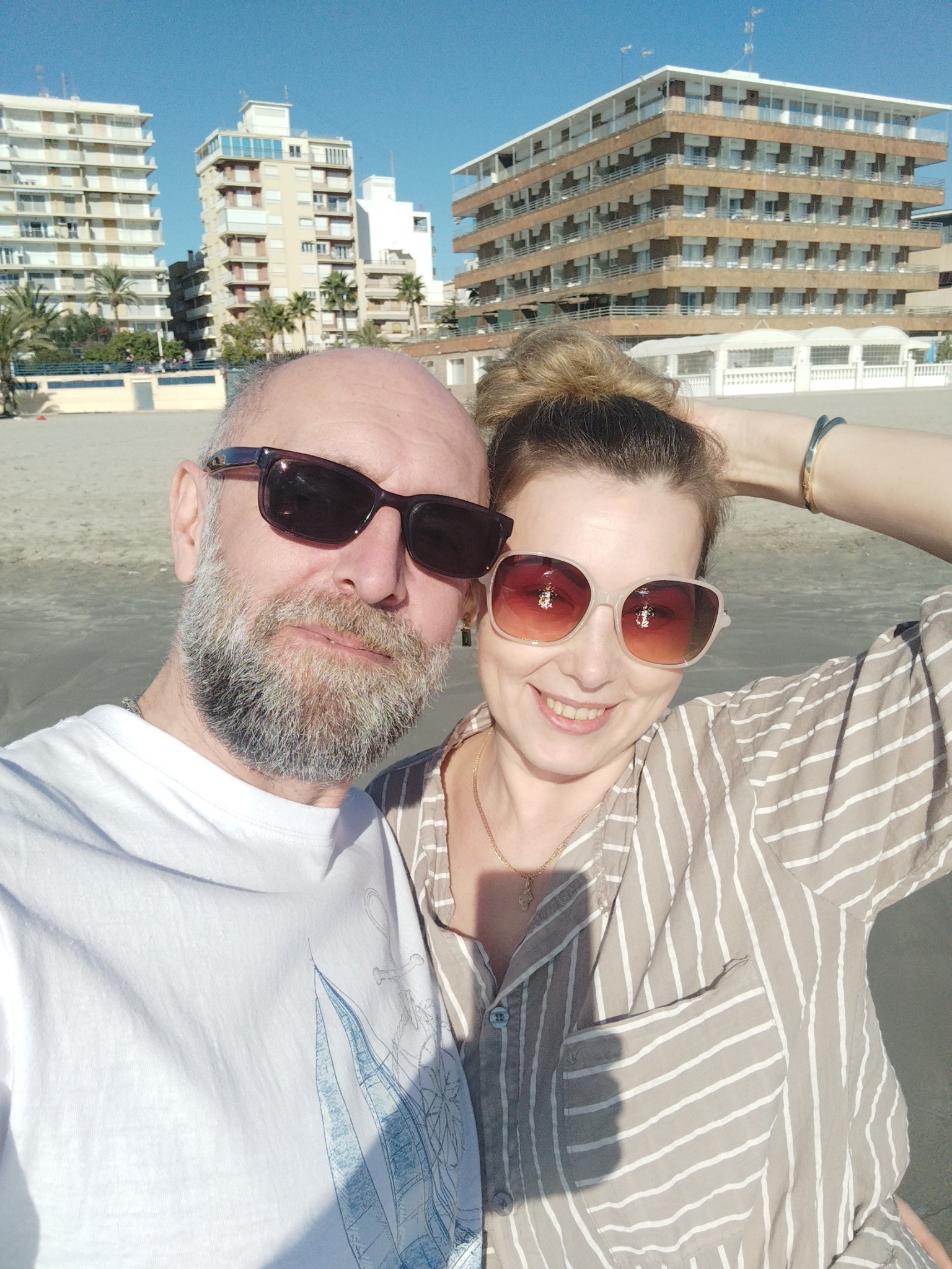 Robert & Liubov am Meer
